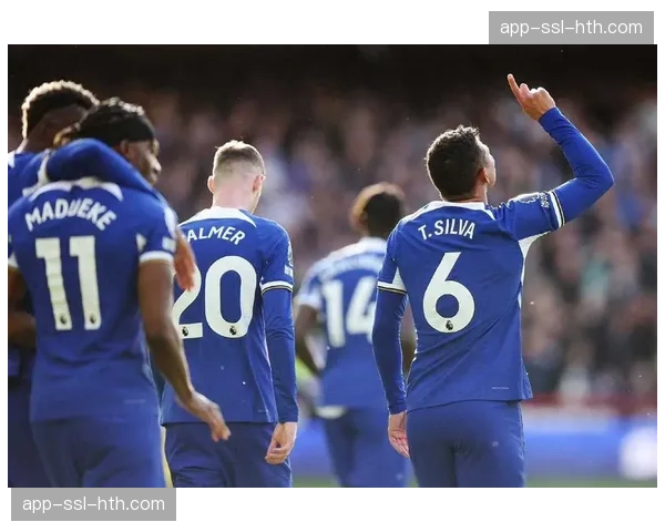 花絮：皇家社会主场为抗癌康复的小球迷举办温暖的中场欢迎仪式。